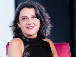 Gonca Özmen